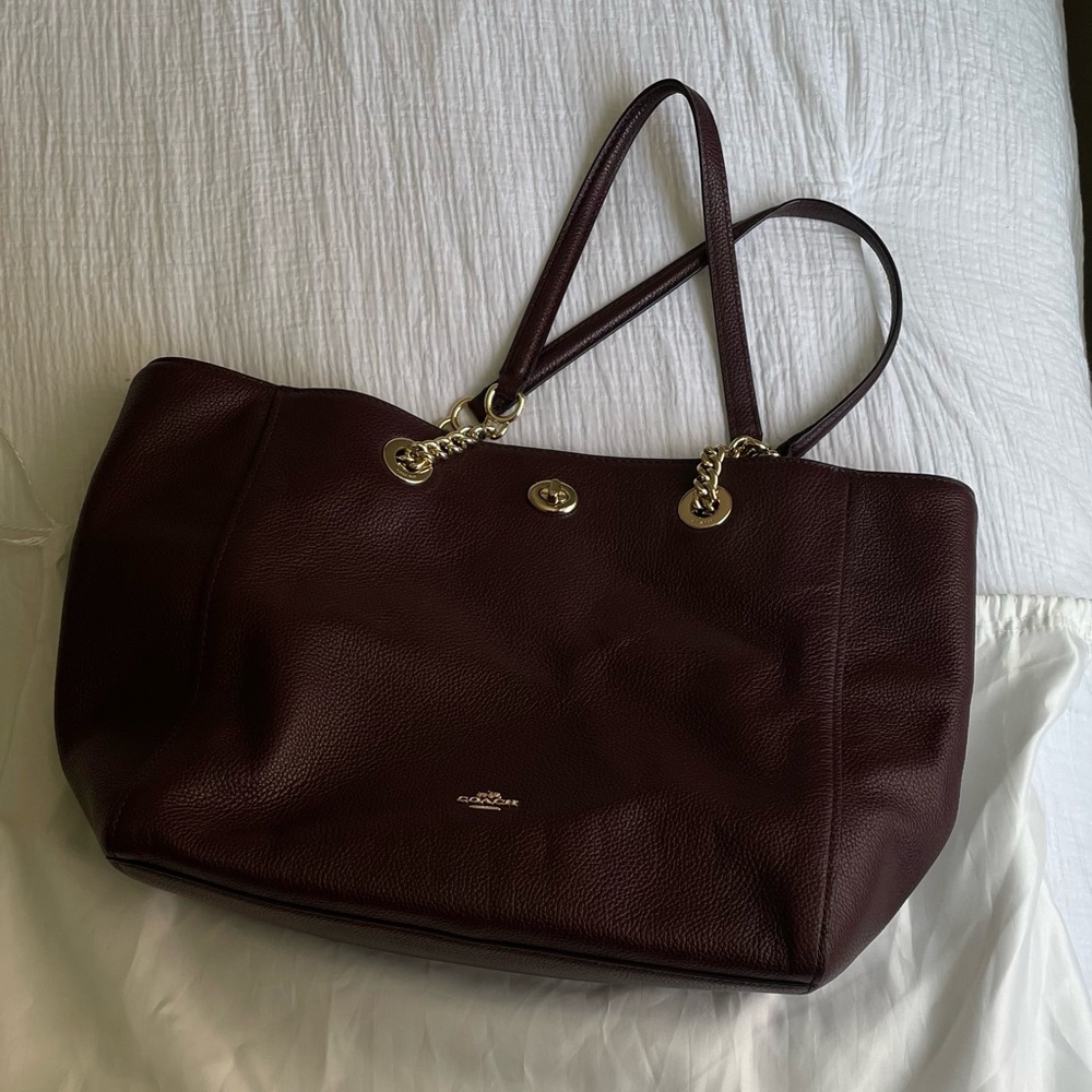 Coach Cammie Chain Tote